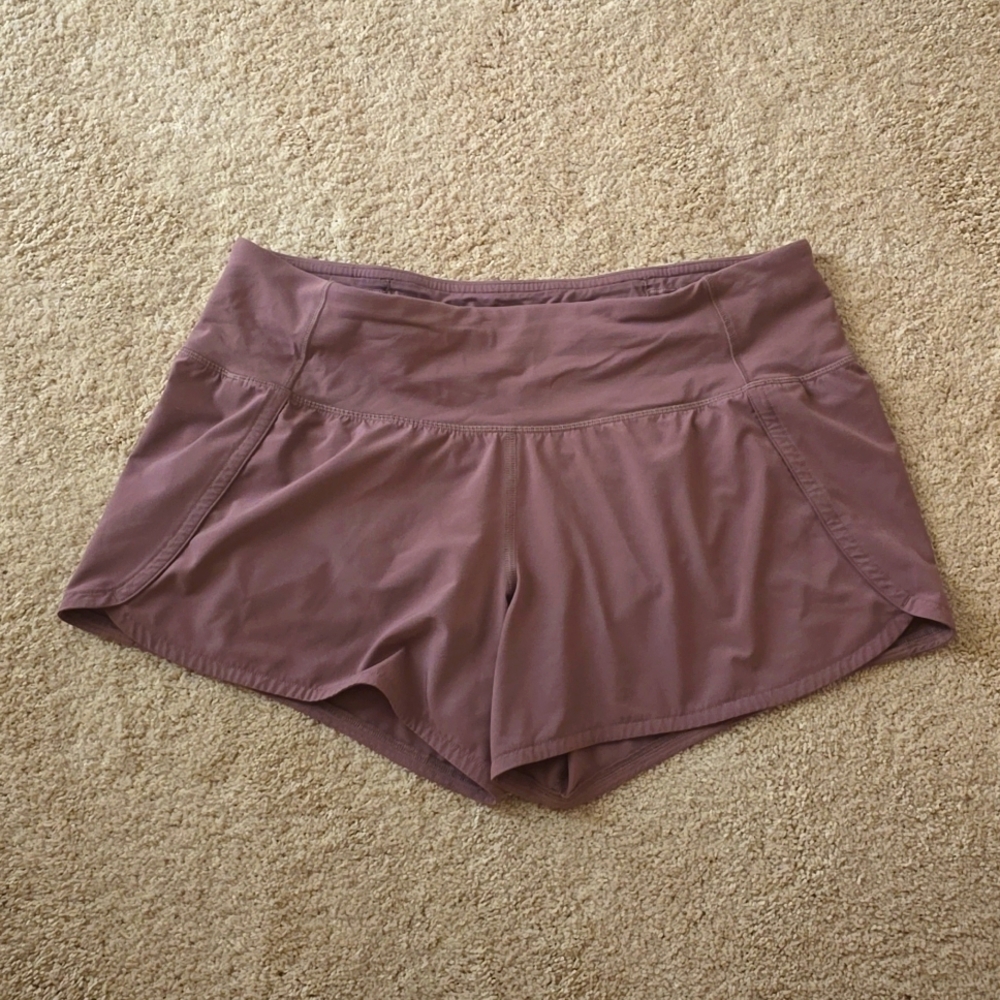 Lululemon Run Times Short II Figue Size 6